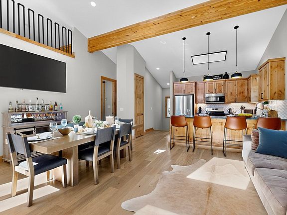 4th image of 63 Alta Rd