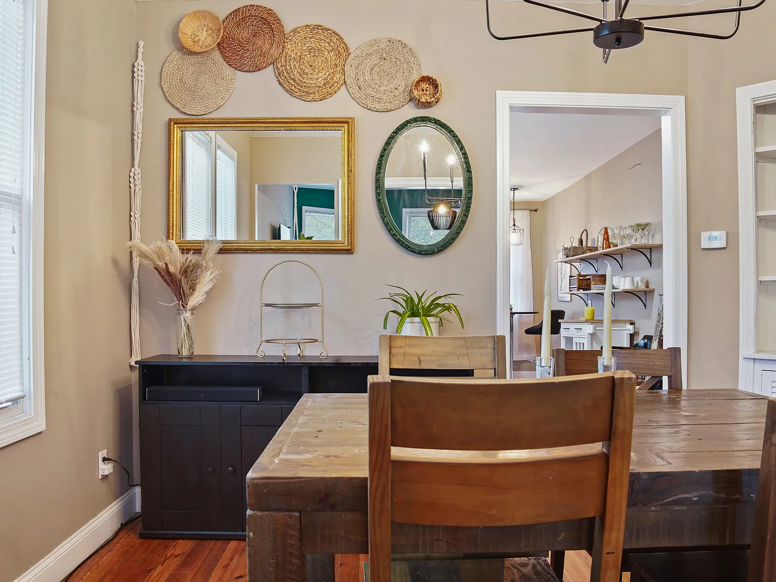2 bed, 1175 sqft, $2,597 — Photo 3