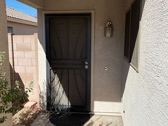 3rd image of 3440 W Via Del Sol Dr