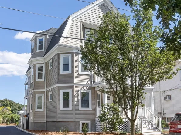 83 Kenmere Rd Floor 2, Medford, MA 02155