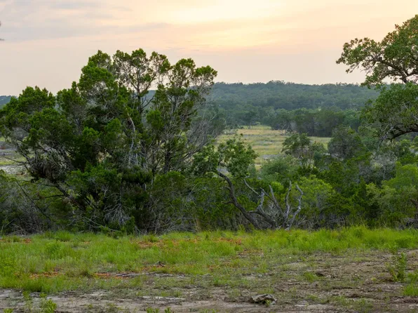 3 Shilo Cir, Wimberley, TX 78676