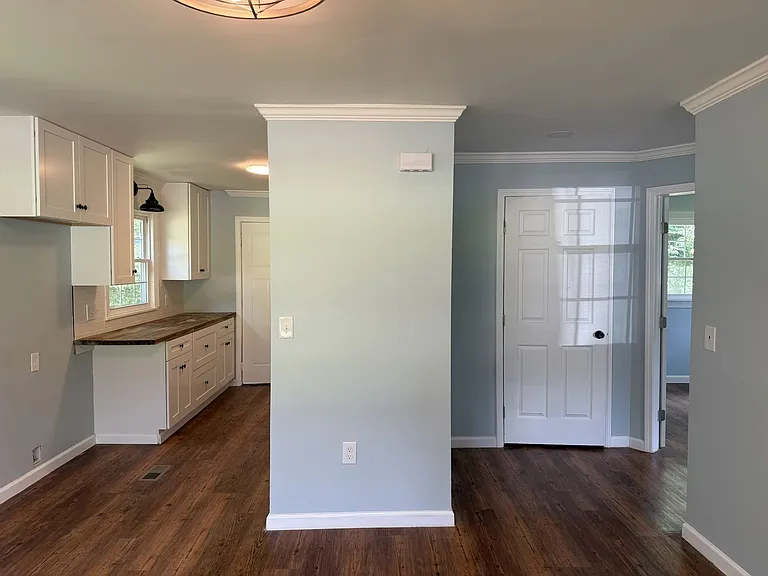 161 Kathryn Rd — Photo 3