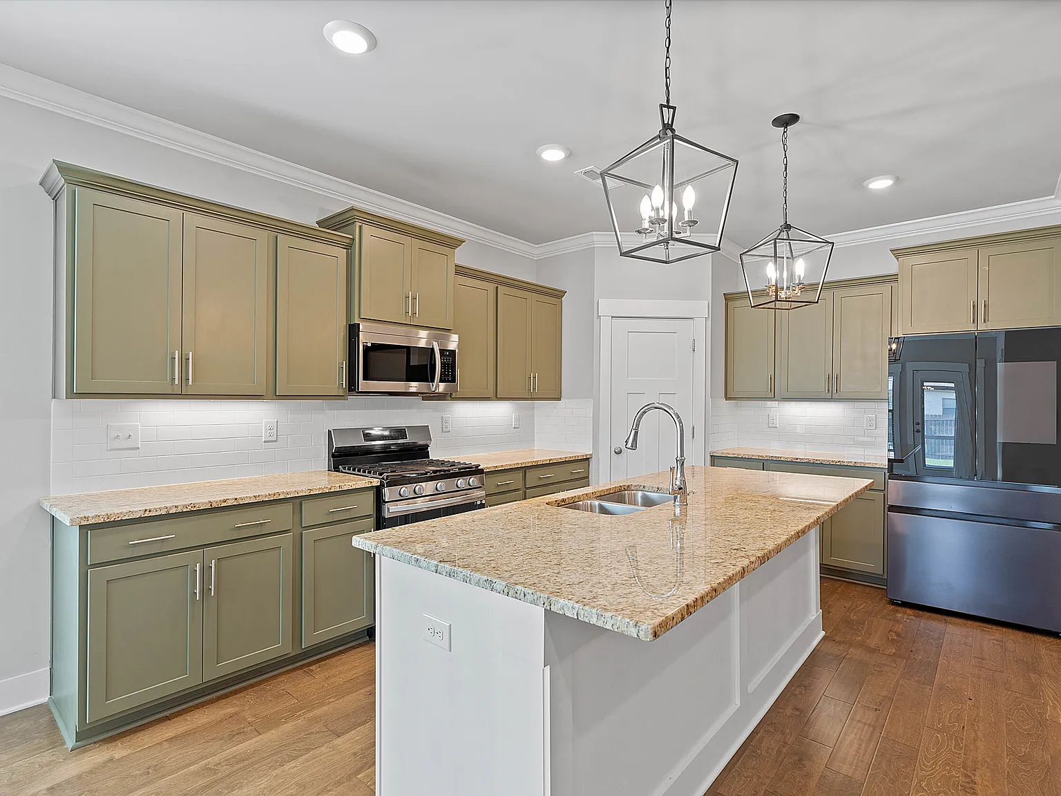 14778 Greenleaf Drive - 1 — Photo 4