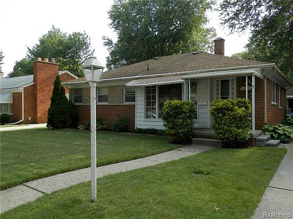 3rd image of 9339 Tecumseh Ave