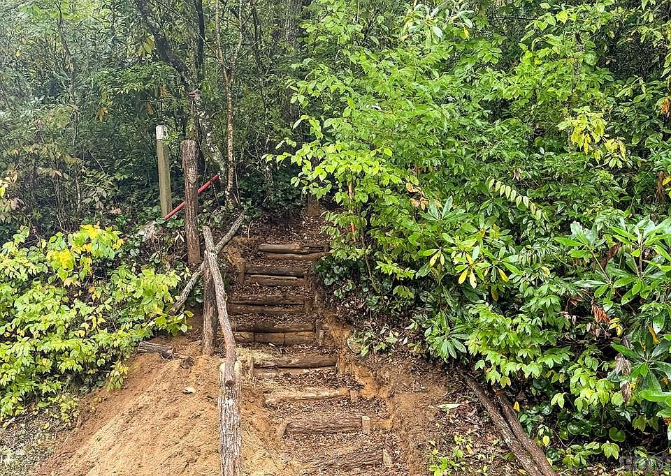 2nd image of E-209 Rainbow Falls Trail