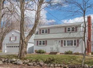28 Baldpate Rd, Georgetown, MA 01833