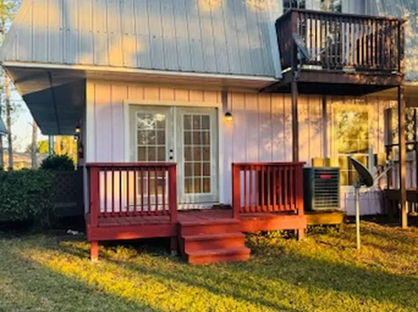 590 Royal Oak Dr APT 13, Pass Christian, MS 39571