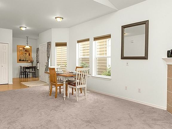 5th image of 5300 Glenwood Ave Unit V1