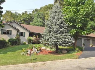 210 Valley St, Mankato, MN 56001