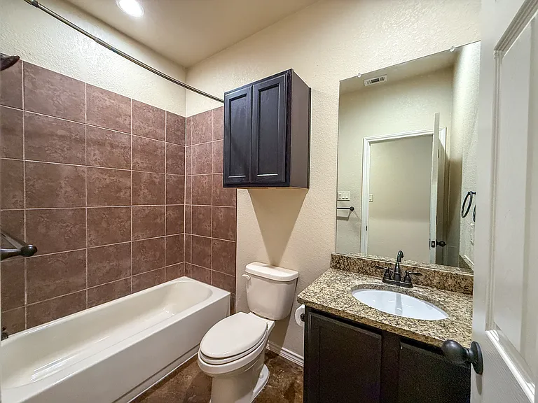 342 Emma Dr #2-1 — Photo 9