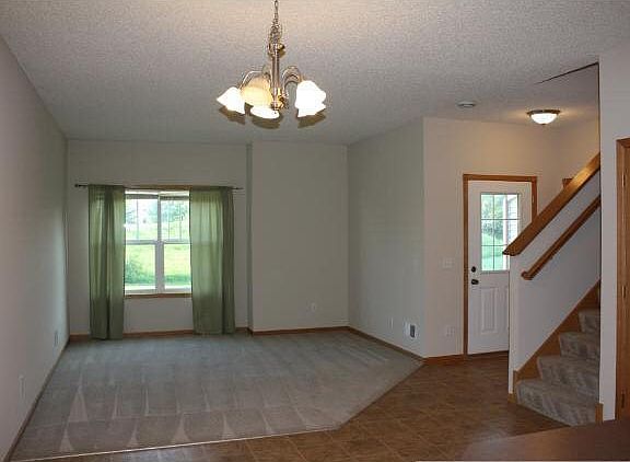 4th image of 12121 Xylite Street NE