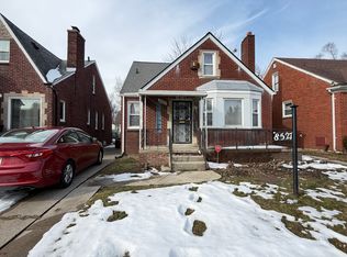 8527 Whitcomb St, Detroit, MI 48228