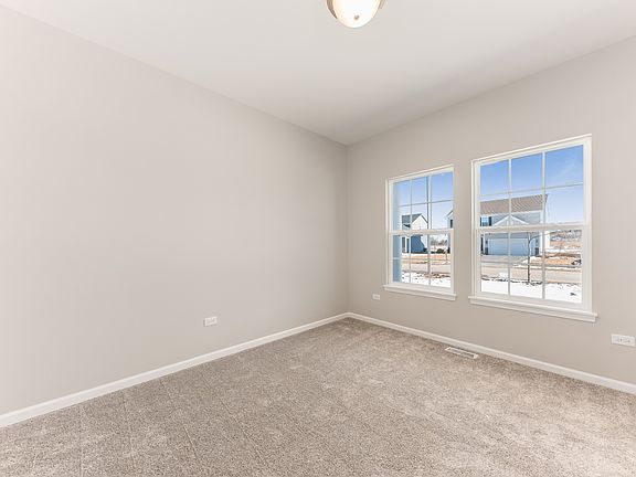 3rd image of 2111 Daly Ln