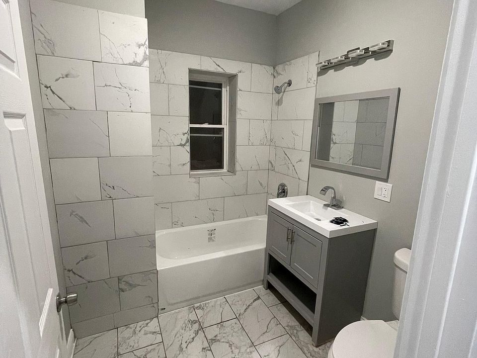 2nd image of 2727 W Wilcox St #1