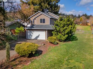 400 SW 3rd St, Dundee, OR 97115