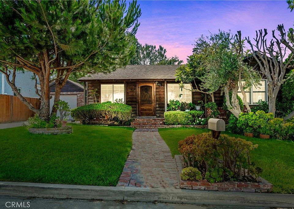 1st image of 26357 Hillcrest Ave
