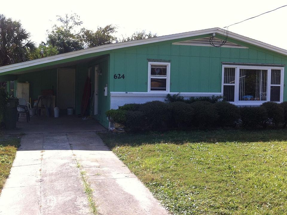 1st image of 624 3rd Ave S