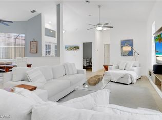 9521 Mariners Cove Ln, Fort Myers, FL 33919