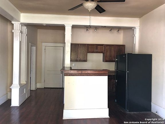 3rd image of 1228 Virginia Blvd