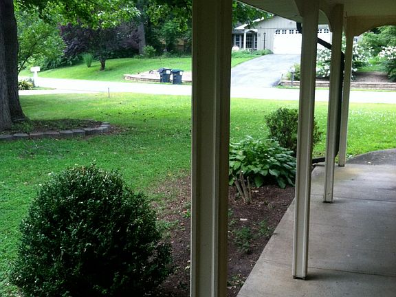 5th image of 208 Creek Ln