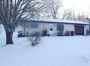 1935 Greenwood Dr, Owatonna, MN 55060