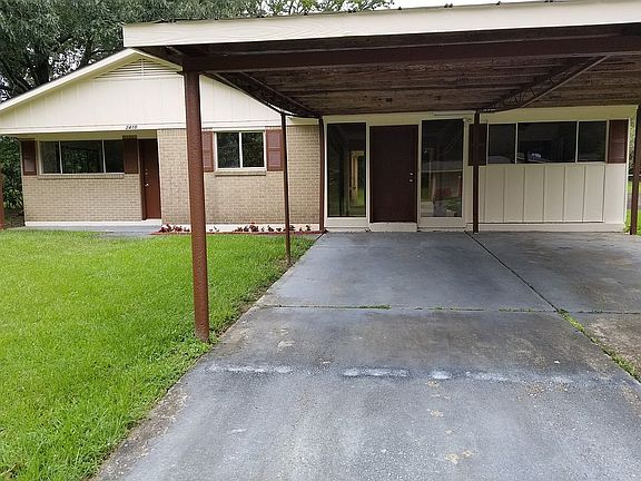 3rd image of 2410 Boxwood Dr
