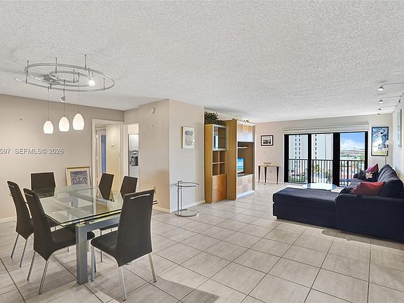3rd image of 1201 S Ocean Dr APT 604N