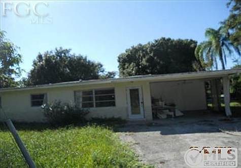 2nd image of 304 Carol Dr