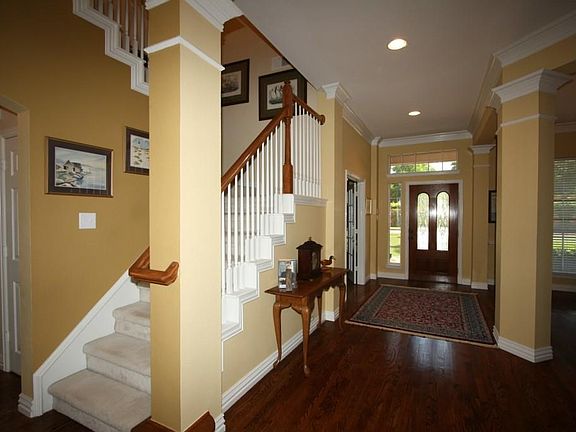 3rd image of 3324 Preakness Dr