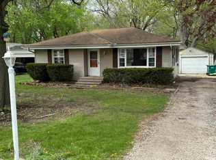 4421 W Crost Rd, Peoria, IL 61604