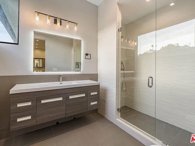 3712 Broadlawn Dr — Photo 56