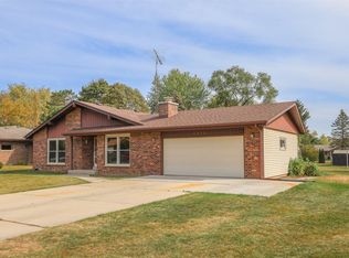 3333 Rodney Ln, Racine, WI 53406