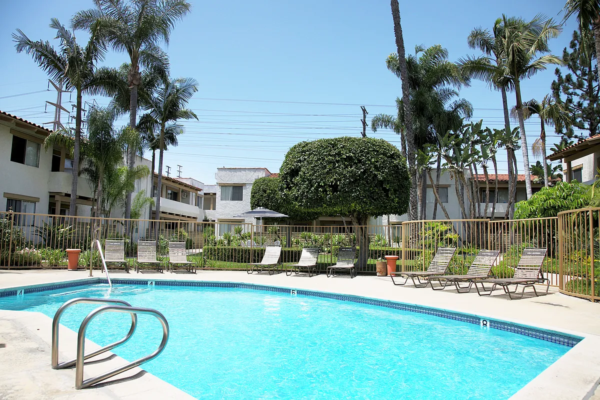 Building Photo - San Carlos Apartment Homes