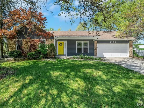 4553 Clearbrook Dr, Saint Charles, MO 63304