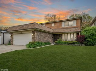3 Reba Ct, Morton Grove, IL 60053