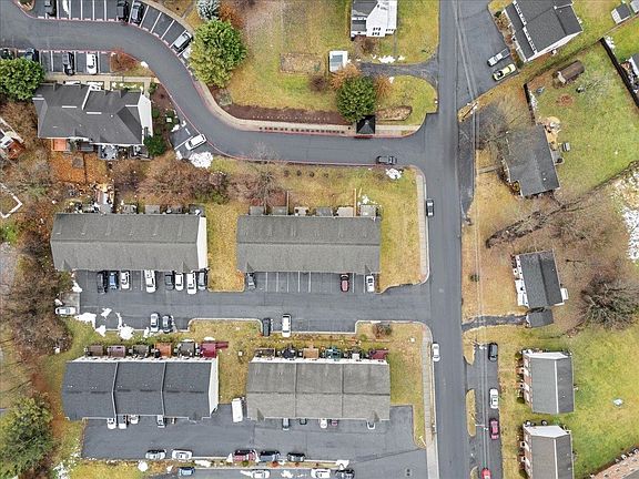 2nd image of 2314 Wishing Well Ct