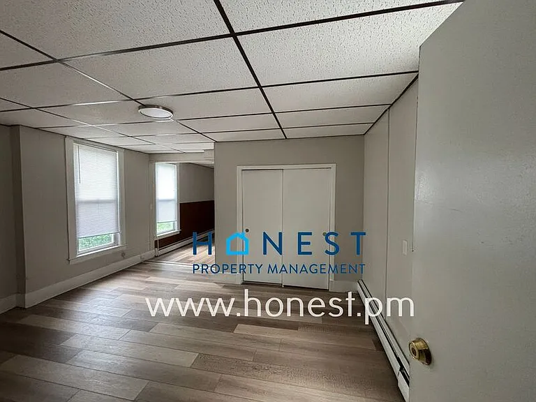 9 Maple St #2 — Photo 2
