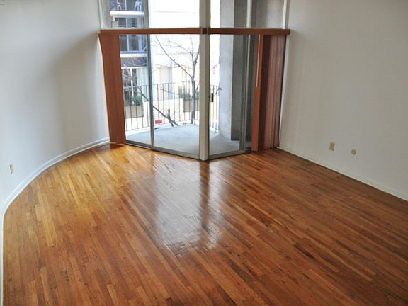 2nd image of 1311 Lombard St APT 404