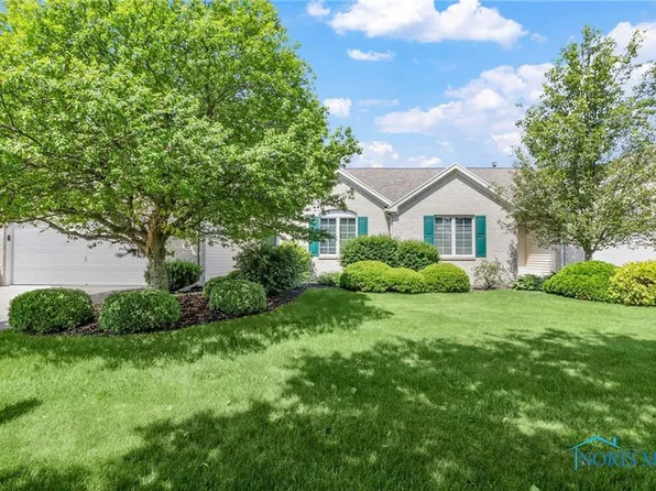 26347 W Wexford Dr, Perrysburg, OH 43551