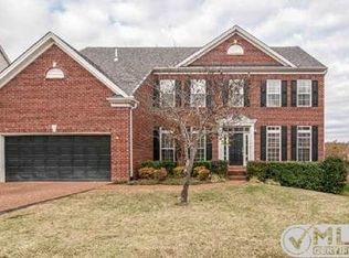 8492 Beautiful Valley Dr, Nashville, TN 37221