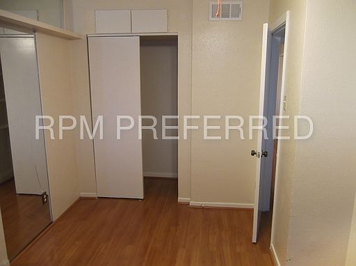 4th image of 5107 Del Monte Dr APT 7