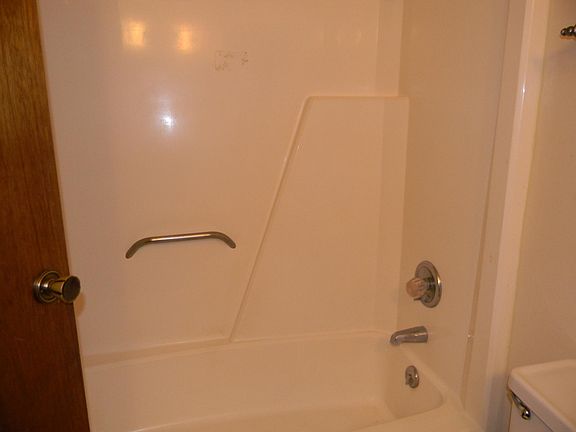 5th image of 3206 Heatherwood Dr