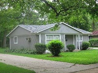 2nd image of 369 Hickory Dr