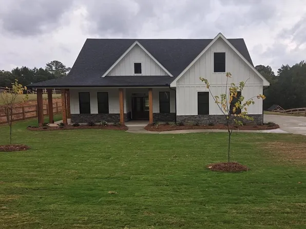 2558 Cochran Rd, Dallas, GA 30132