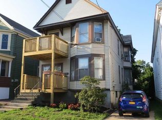 31 Menands Rd, Menands, NY 12204