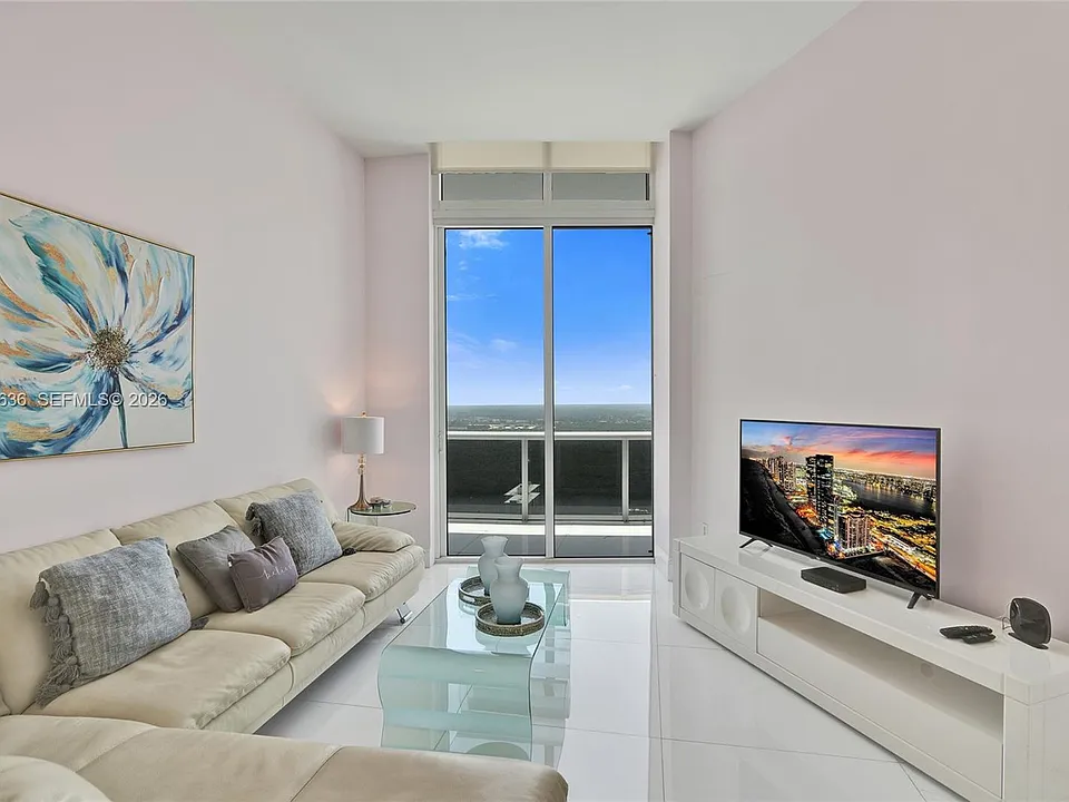 16001 Collins Ave #4305