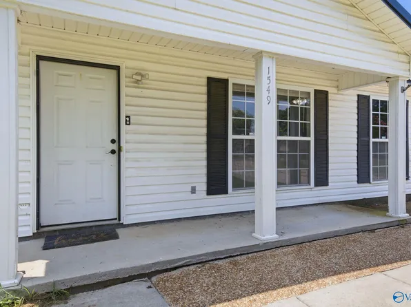1549 Vest St SW, Hartselle, AL 35640