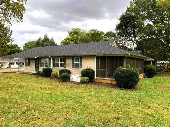 201 West Dr APT A, Calhoun, GA 30701