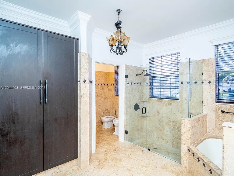 351 SW 184th Ter — Photo 41