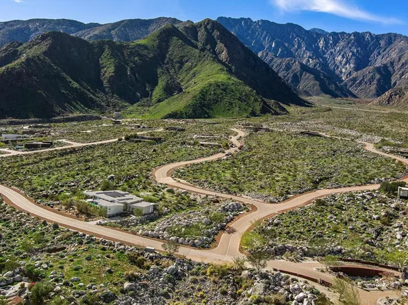 2321 Vista Palizada Dr, Palm Springs, CA 92262